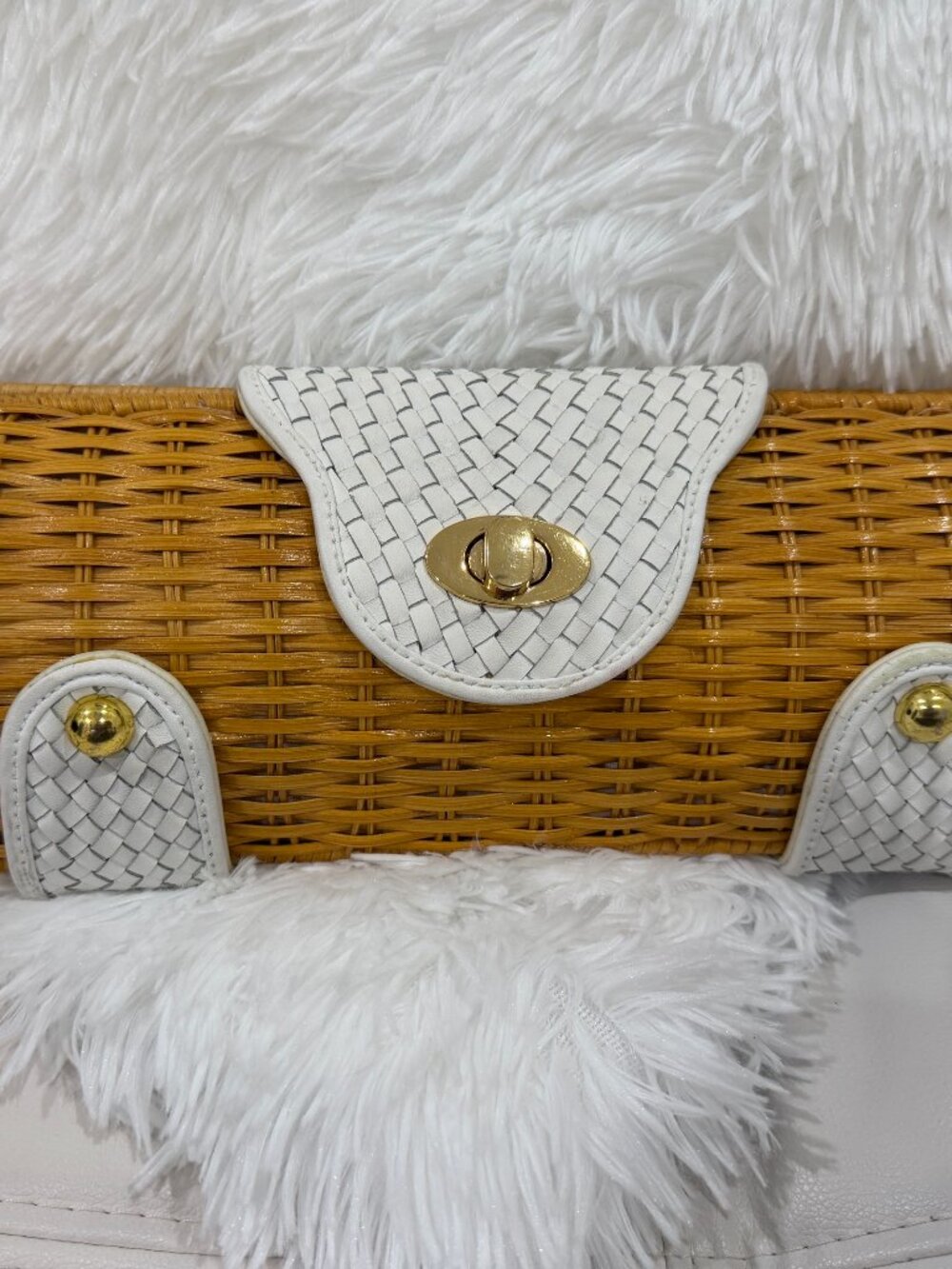 Adrienne Vittadini Woven Wicker Straw Clutch Bag Ivory Faux Leather Gold Hardwar